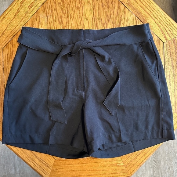 White House Black Market Pants - *WHITE HOUSE BLACK MARKET* Black Dress Tie-Waist Shorts Size 8